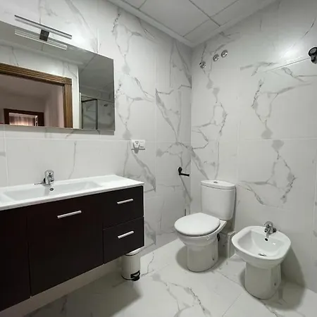 Piso Centro Junto Basilica 公寓