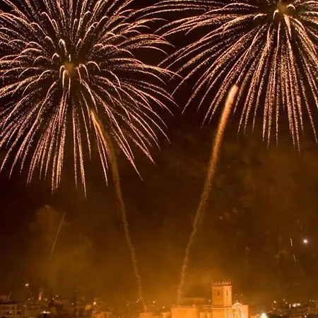 Piso Centro Junto Basilica 埃尔切